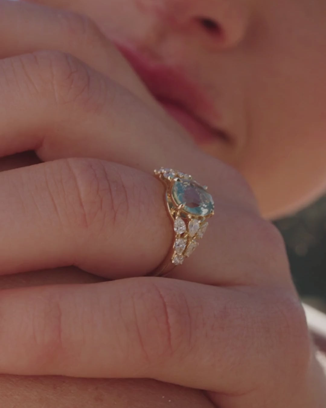 Video Sapphire Ring With Diamonds Worn